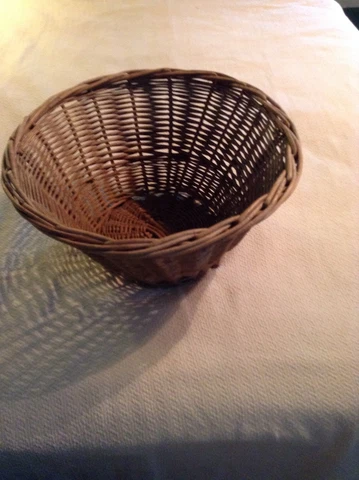 Antique Round Wicker Basket Laundry Storage Vintage Great Piece!!! Cover