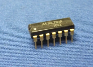 MC789P MOTOROLA VINTAGE 1970 14-PIN DIP GOLD LEADS COLLECTIBLE NOS RARE! QTY-1 - Picture 1 of 1