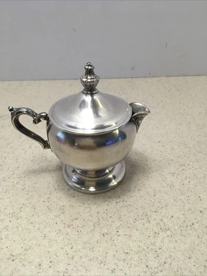 Vintage WM Rogers Silverplate Creamer with lid 3” VG++ - Image 1 of 4