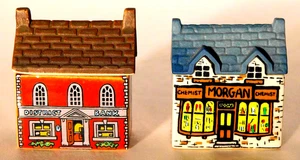 Wade Pottery Whimsey on Why Morgan Chemist #2 + District Bank #25 Lot of 2 - Bild 1 von 3