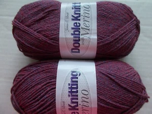 James C. Brett DK With Merino yarn, grape maroon, lot of 2 (317 yds each) - Picture 1 of 2