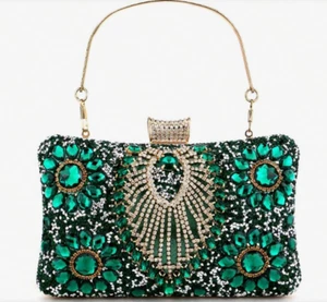 ABENDTASCHE - Clutch Tasche grün mit grünen Schmucksteinen Strass goldener Henkel 048A - Bild 1 von 6