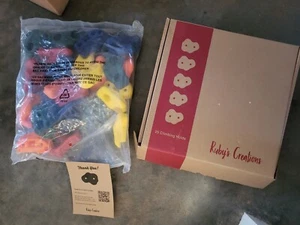 NIB Ruby's Creations 25 Pack Colored Assortment Pack Plastic Climbing Holds - Picture 1 of 8