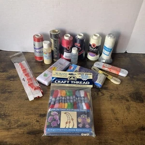 Lot Of Colored Threads, Crochet And Crafting Materials - Picture 1 of 14