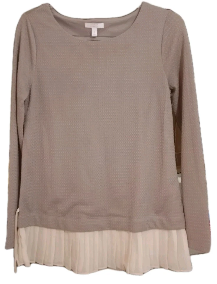 Women’s Lauren Conrad Top Size Small - Image 1 of 1