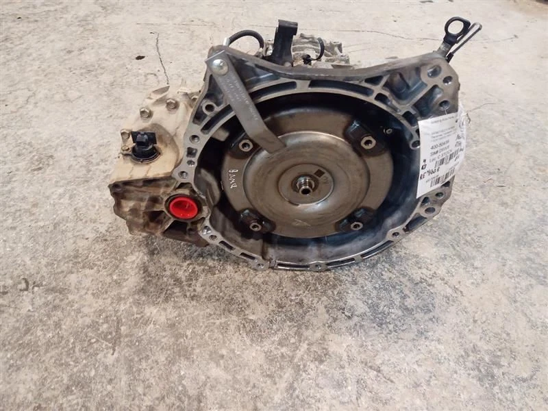 FWD Automatic Transmission 4 Speed from 2007 Nissan Versa 1.8L 8396030 - Imagem 1 de 4