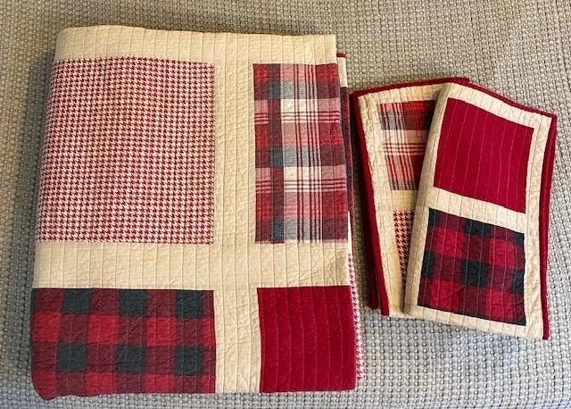 Conjunto de colcha Woolrich Cal King 3 peças xadrez vermelho patchwork 2 fronhas 110 pol. x 96 pol. - Imagem 1 de 4