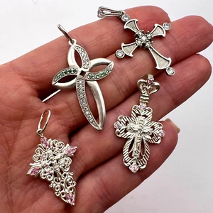 Lotto 4 ciondoli vintage argento sterling 925 croce gioielli donna belli 8,7 gr - Foto 1 di 8