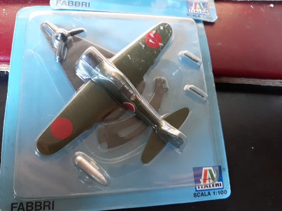 ITALERI Avion Fabbri Au 1/100e - Photo 1/1