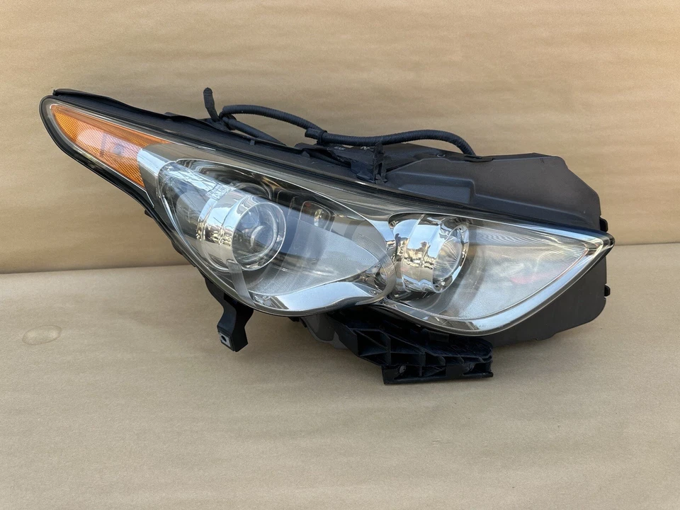 09-17 Infiniti FX35 FX37 FX50 QX50 lado derecho AFS xenón conjunto de faros HID Foto 1 de 4