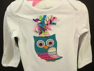 Primer Cumpleaños Búho Crawler con Clip para el Pelo de Mud Pie, Talla 9-12 Meses, Nuevo con Etiquetas Foto 1 de 3