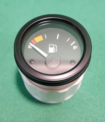 LAND ROVER DEFENDER TD5 FUEL GAUGE NEW GENUINE YAD100930 - Image 1 of 4