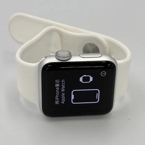 Apple Watch Series 3 38mm Aluminum Case GPS Silver (read) - Photo 1 sur 8