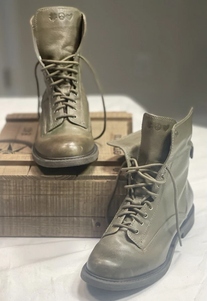 Lucky Brand Women's Combat Style Olive Brown Leather Boots Tie Up Size 6 M EUC - Image 1 of 4