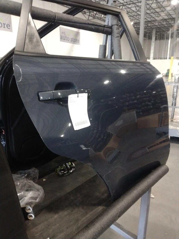 KIA SOUL 2015 puerta trasera derecha azul buen estado 572595 114 k millas Foto 1 de 4