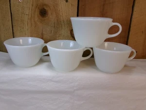 Lot of 4 Vintage Pyrex Corning USA Milk Glass Coffee Tea Cups Mugs - Picture 1 of 4