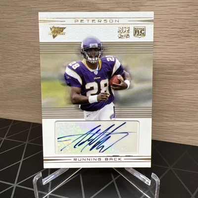 ADRIAN PETERSON  /25  2007 Topps  Autograph RC AUTO ROOKIE  18/25 - Image 1 of 4