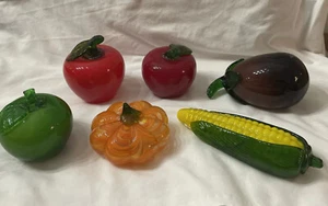 Lot of 6 Art Glass Fruits & Vegetables Home Staging NO CHIPS - Picture 1 of 7