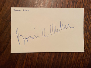BOWIE KUHN MLB COMMISIONER SIGNED 3X5 INDEX CARD