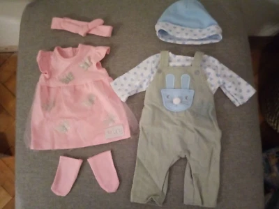 CHAD VALLEY Tiny Treasures Puppen Outfits Jungen und Mädchen Puppen Outfits Neu