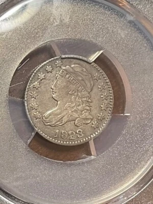 МОНЕТА НОМИНАЛОМ 10 ЦЕНТОВ PCGS VF25 1823/2 С КРЫШКОЙ БОЛЬШАЯ E'S. ИДЕАЛЬНО ПОДХОДИТ ДЛЯ КЛАССА - Изображение 1 из 3