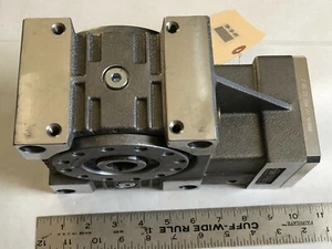 NEW ATLANTA 58 43 550 GEAR MOTOR 5000rpm .90kW,2 65 23 094 // 141698,TK - Picture 1 of 9