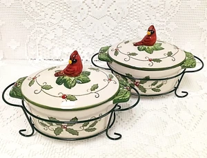 2 TEMPTATIONS by Tara CARDINAL 9oz Oval CASSEROLE DISH w/ Lid & WIRE HOLDER - Picture 1 of 11