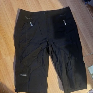 Jamie Sadock Golf Bermuda Shorts schwarz/silber Reißverschlusstaschen Stretch Größe 6 - Bild 1 von 3