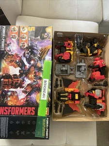 TRANSFORMERS POWER OF THE PRIMES PREDAKING PREDACONS COMBINER Opened - Picture 1 of 1