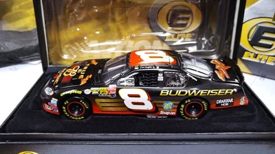 Dale Earnhardt Jr 8 Budweiser/Staind 1:32 Scale 2003 Monte Carlo Elite - Image 1 of 4