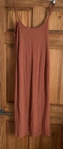 H&M Red Brick Slim Fit Crinkled Jersey Midi Dress -Size L (More M/L) - Picture 1 of 3