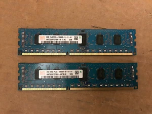 4GB (2x 2GB) * Hynix HMT325R7CFR8A-H9 2GB PC3L-10600R DDR3-1333MHz ECC REG RAM - Picture 1 of 5