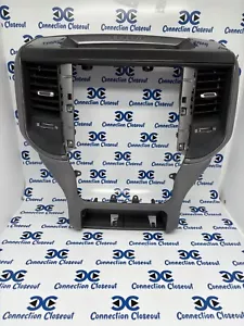 ✅ 2020- 2022 RAM 1500 Genuine Mopar Instrument Panel Radio Bezel 7BT331AHAA - Bild 1 von 5