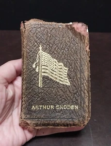 WWII Bible New Testament Belonged to Arthur Snoden Soldier - Picture 1 of 6