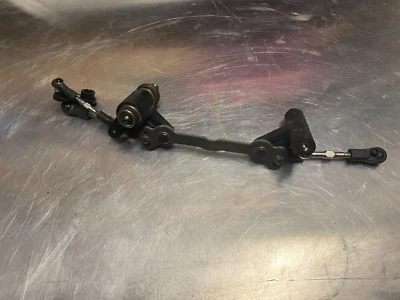 OFNA HOBAO JAMMIN HYPER 8 PRO 1/8 BUGGY STEERING BELL CRANK ASSEMBLY 💥 REDS - Image 1 of 3