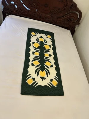 Hawaiian handmade quilts Table, Bed Runner wall hanging Pineapple New Free Ship - Image 1 of 4