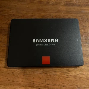 Samsung 860 Pro 512GB 2.5" SATA III Internal V-NAND SSD MZ-76P512 2019.06 - Picture 1 of 2