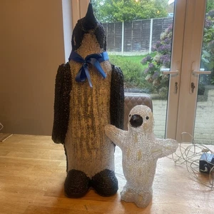 Vintage Christmas Penguin & Baby Outdoor Light Up Decoration 55cm High - Picture 1 of 18