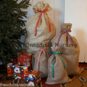 RUSTIC CHRISTMAS HESSIAN SACK Close Weave Jute Gift Bag with Ribbon, Stocking - Picture 1 of 7