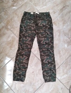 Boys-New Levis Camo Joggers Stretch Slim-Fit Youth Size 20 Elastic Cuff*Cotton* - Picture 1 of 7