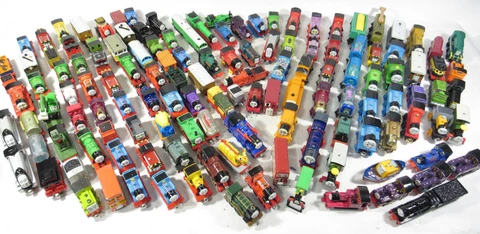 HUGE Lot of 135 Thomas & Friends Engine & Tenders Learning Curve Gullane ERTL Cover