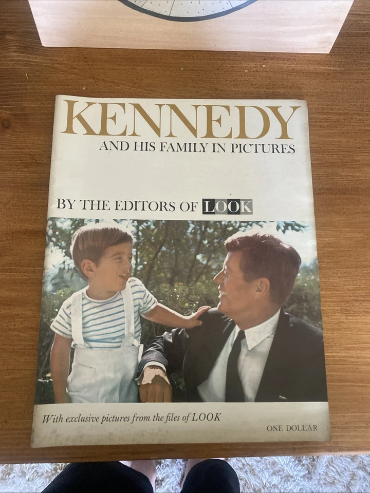 Винтажный журнал Kennedy And His Family In Pictures 1963 от The Editors Of Look - Изображение 1 из 4