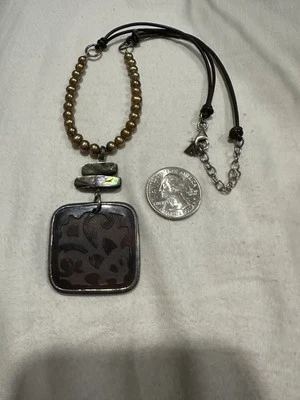 Collar Silpada 925 Esterlina Perlas de Bronce Grabado Colgante Concha N1803 Retirado  Foto 1 de 4