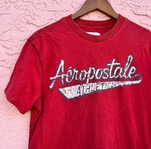 Vintage Aeropostale T-Shirt Tee Distressed Faded Red Y2K Size Medium - Picture 1 of 4