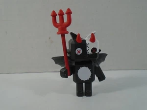 JAZWARES ROBLOX--BOOK OF MONSTERS--KNITTEN HOOD FIGURE LOOK) SERIES 12 - Picture 1 of 5