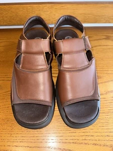 Bacco Bucci Sandals Italy Mens 9 D Brn Leather Comfort Excellent Condition - Picture 1 of 5