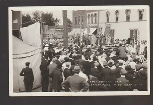 Springfield MINNESOTA RPPC 1917 COUNTY FAIR Main Street WW1 PATRIOTISCHE MENGE MN - Bild 1 von 3