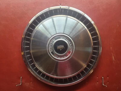 Ford F150 1976-1989 camioneta pickup furgoneta E150 tapacubos cubierta de rueda de 15" Foto 1 de 4