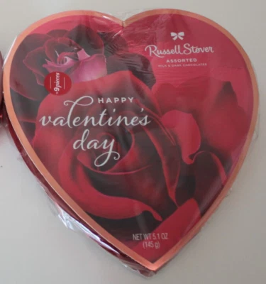 RUSSELL STOVER - Assorted Milk & Dark Chocolates - 7 Flavors - 9 Pieces - 5.1 oz - Image 1 of 3