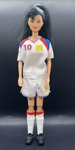 Vintage Barbie Soccer Kira Doll FIFA Women’s World Cup USA 1998 Kicks Throws - Picture 1 of 19
